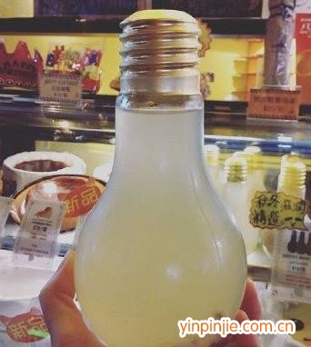 電燈泡奶茶