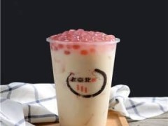 開一家老臺北奶茶加盟店賺錢一點都不難。