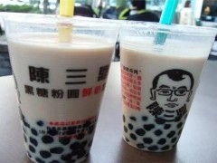 陳三鼎奶茶加盟帶領投資者走向創(chuàng)業(yè)成功