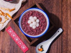 簡鹿糖水鋪加盟經(jīng)營店菜單上如何營銷？