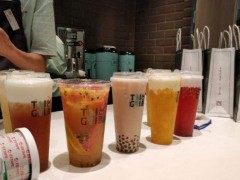 加盟臺(tái)蓋奶茶花了20萬，6個(gè)月就收回了成本！