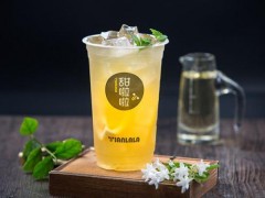 甜啦啦奶茶加盟如何選擇一個(gè)品牌的奶茶?