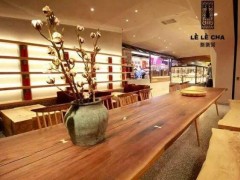 女性適合開樂樂茶加盟店嗎?