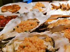 蠔太郎海鮮燒烤加盟費多少？隱藏在深夜的美味海鮮燒烤店