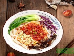 巭長(zhǎng)安大塊牛肉面加盟賺錢(qián)嗎？巭長(zhǎng)安大塊牛肉面加盟好不好？