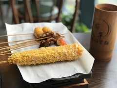 簡(jiǎn)單炸貨鋪總店在哪？選址對(duì)創(chuàng)業(yè)影響大嗎？