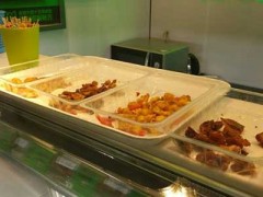 雞王鳳爪加盟費(fèi)多少？投資8.5萬(wàn)余開(kāi)涼食店