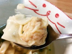 袁亮宏餃子云吞加盟賺錢嗎？平價(jià)美食創(chuàng)收30萬(wàn)以上