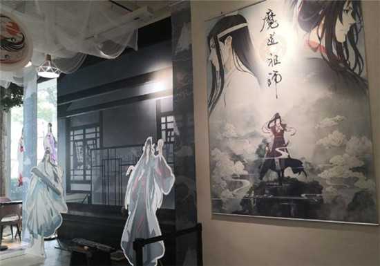 二次元主題的咖啡廳，魔道祖師環(huán)境舒適，寶可夢超級可愛！