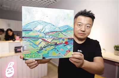 這家咖啡館用畫(huà)能換飲品