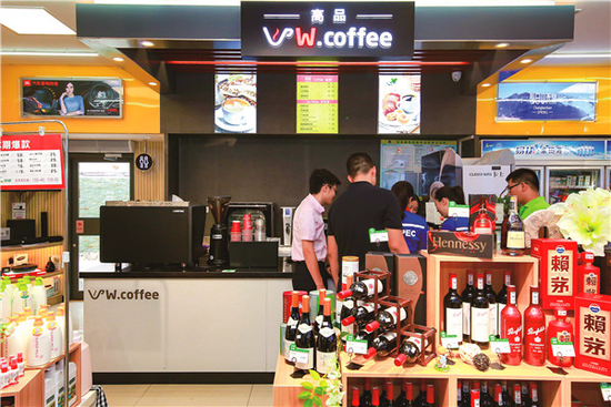 福州石油首家易捷店中店咖啡投入運營