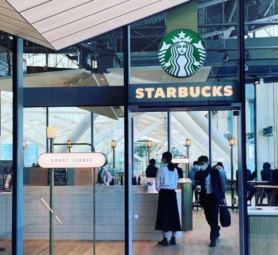 星巴克首家付費辦公咖啡廳來了，WeWork們瑟瑟發(fā)抖