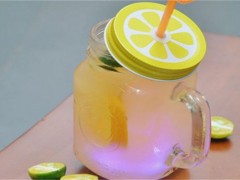 與TA時光奶茶加盟