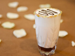 動(dòng)茶天下奶茶店加盟