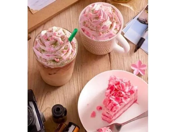 主打年輕人！星巴克推粉紅咖啡吸睛