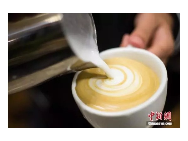 澳華裔程序員轉(zhuǎn)行賣咖啡，創(chuàng)業(yè)開(kāi)店年銷售額200萬(wàn)