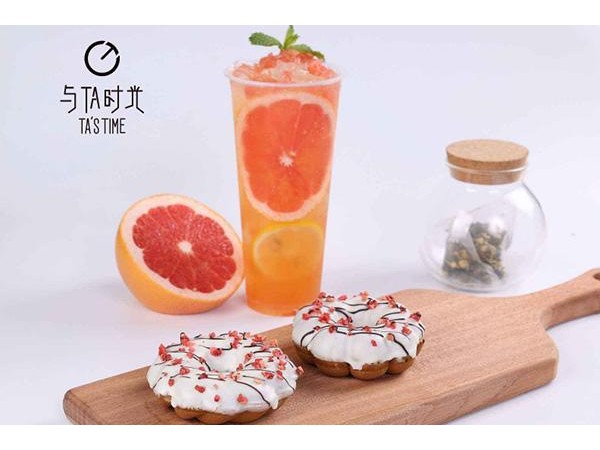 與ta時(shí)光加盟總部直招，林果果因?yàn)橥顿Y它獲得大眾好評(píng)
