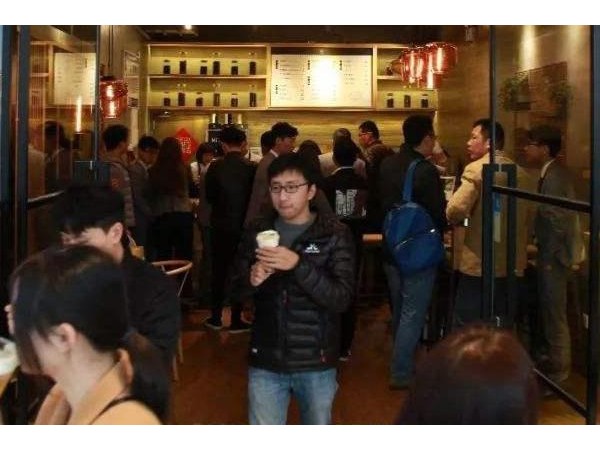 鹿與茶能加盟嗎，江小茶奶茶特色介紹