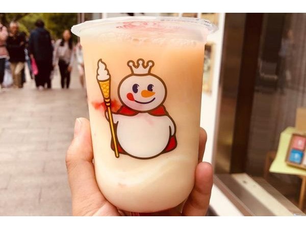 蜜雪冰城在縣城加盟費多少錢，這樣的運營模式你學(xué)會了嗎