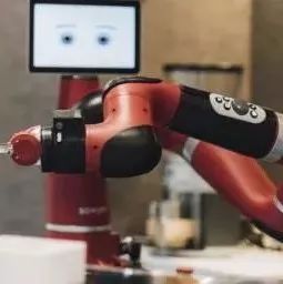 日本機器人咖啡廳開張，手沖咖啡只需 分鐘