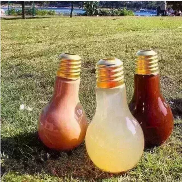 情人節(jié)“電燈泡奶茶”走紅！老板，給我個最亮的！