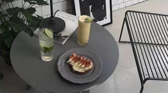 隔壁門店生意這么好，只因從來不給顧客推薦大杯，換了你呢？