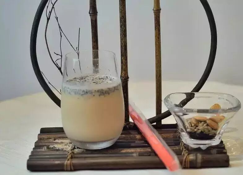 升值了，華北賽區(qū)冠軍作品賣出萬元