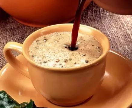 英式奶茶VS印第安奶茶，哪個(gè)好喝？