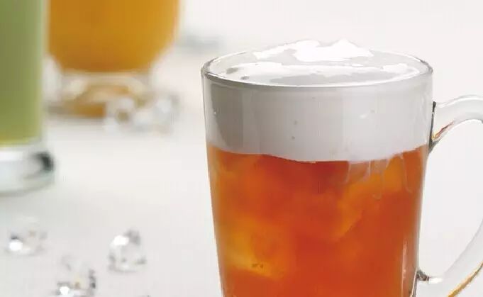 如何加冕一杯金牌奶蓋茶？