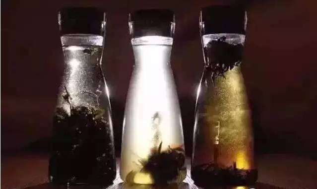 茶也可以這樣喝？力薦三款夏季經(jīng)典冷泡茶~