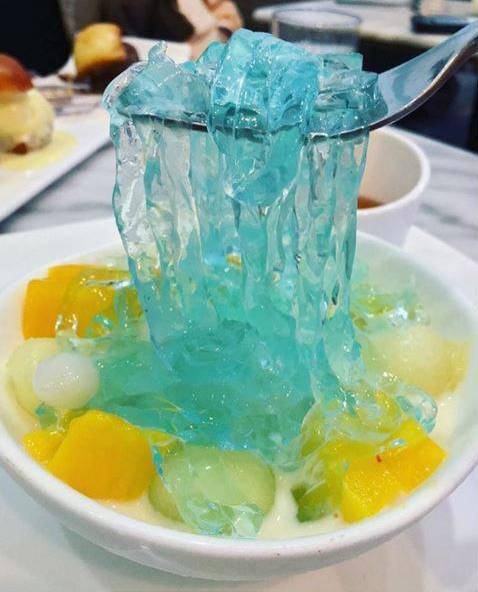 奇葩甜點(diǎn)“冰淇淋拉面”走紅網(wǎng)絡(luò)