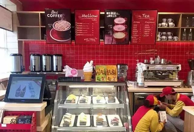 當(dāng)便利店全面侵入飲品界！顫抖吧！