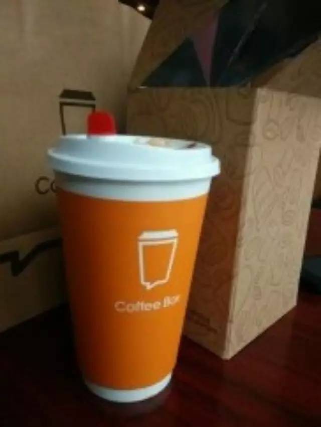 資深咖啡經(jīng)理人黃瑞洋：咖啡學(xué)習(xí)奶茶鋪或許有未來