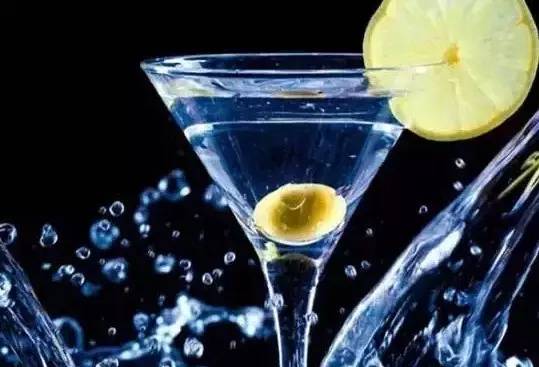 技術(shù)|如何用手機(jī)拍出高大上的飲品海報(bào)？