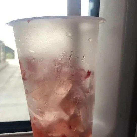 一杯奶茶半杯都是冰 算消費(fèi)欺詐嗎？