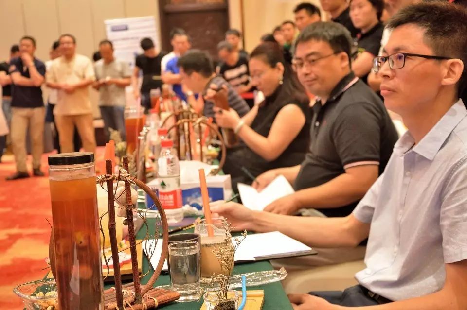 華中區(qū)比賽評(píng)委確定， 月 日長沙等你來！