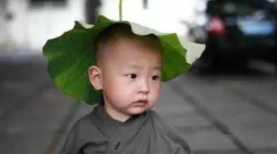 快報(bào)祝大朋友小小朋友兒童節(jié)快樂(lè)！