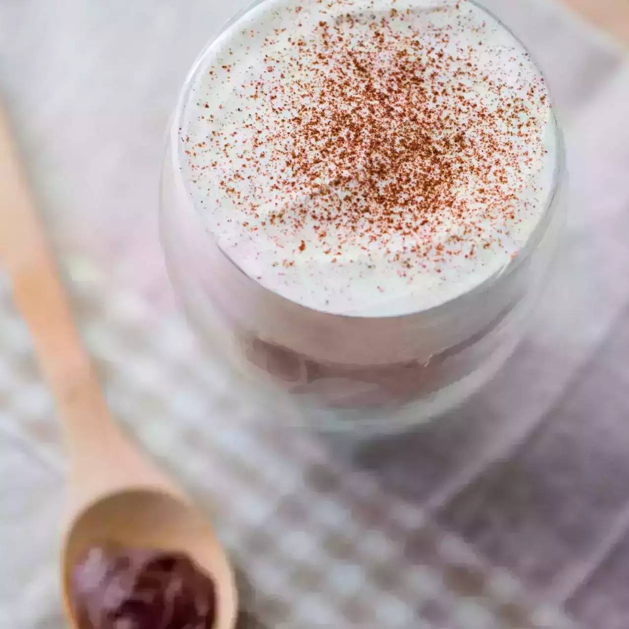 幸福冬日飲品──摩卡奶蓋熱拿鐵