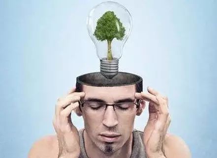 你還在買一送一打半價(jià)，看看人家的中秋促銷吧~~