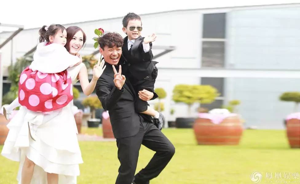 王寶強(qiáng)離婚了，這對奶茶小夫妻感動了我！