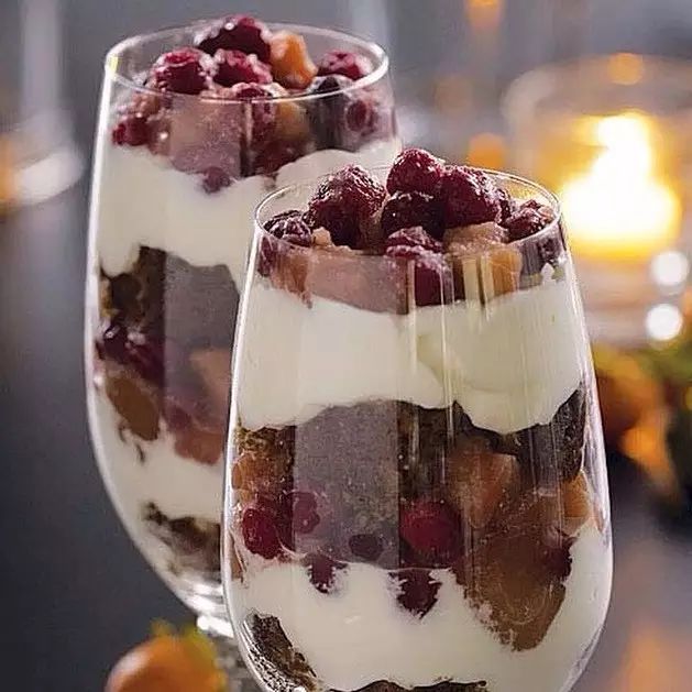 你以為這是一瓶飲料。錯(cuò)了！它其實(shí)是一塊蛋糕！