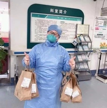 疫情期間，奶茶成最暖心的慰問品 感謝堅(jiān)守一線的“抗疫”戰(zhàn)士