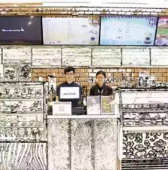 韓式咖啡店遭遇撤店潮，簡(jiǎn)餐才是其贏利點(diǎn)