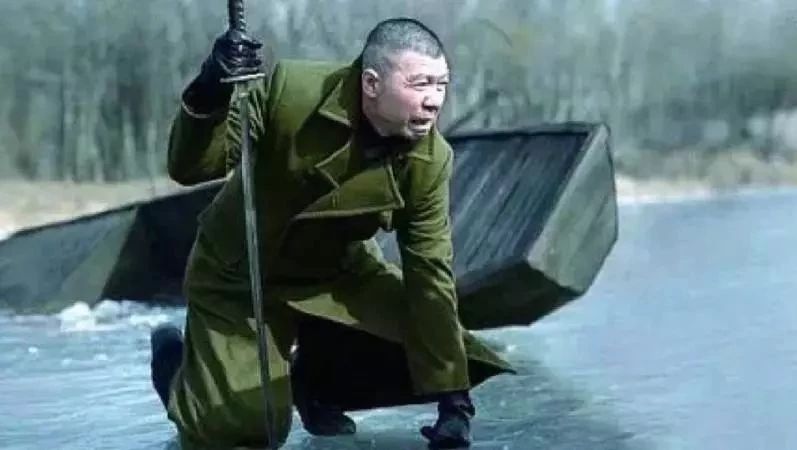 一個(gè)小白開店的真實(shí)經(jīng)歷：沒點(diǎn)暴脾氣，你根本拿不到好位置！| 開店日記