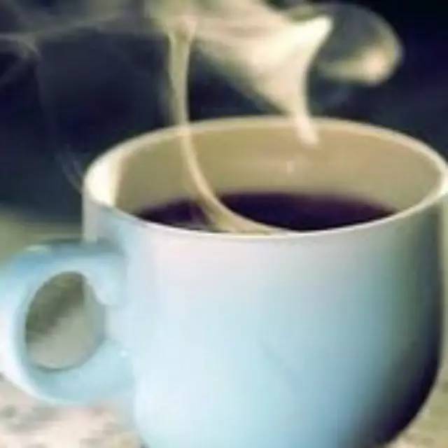 臺(tái)灣超商紛推茶飲　搶攻熱飲暖商機(jī)