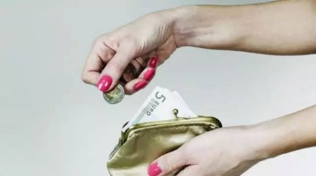 一個餐廳老板說，大多數(shù)創(chuàng)業(yè)型飲品店老板都不會控制成本