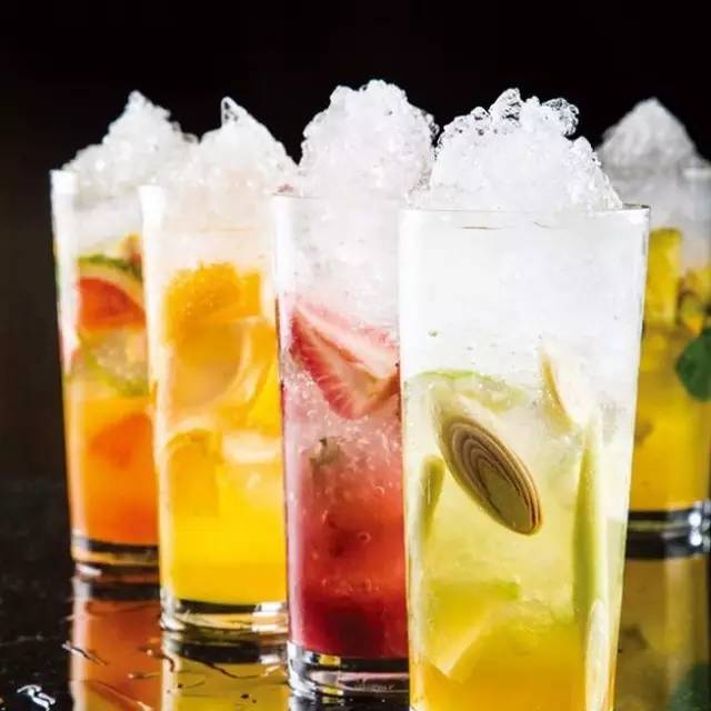 親愛的，我把香水變飲料了!