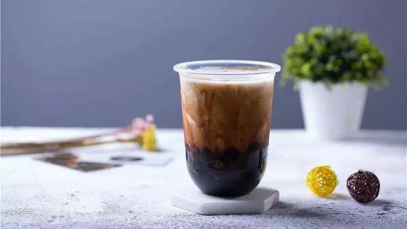 抱歉，今年最火的黑糖珍珠鮮奶，我二十年前就喝過