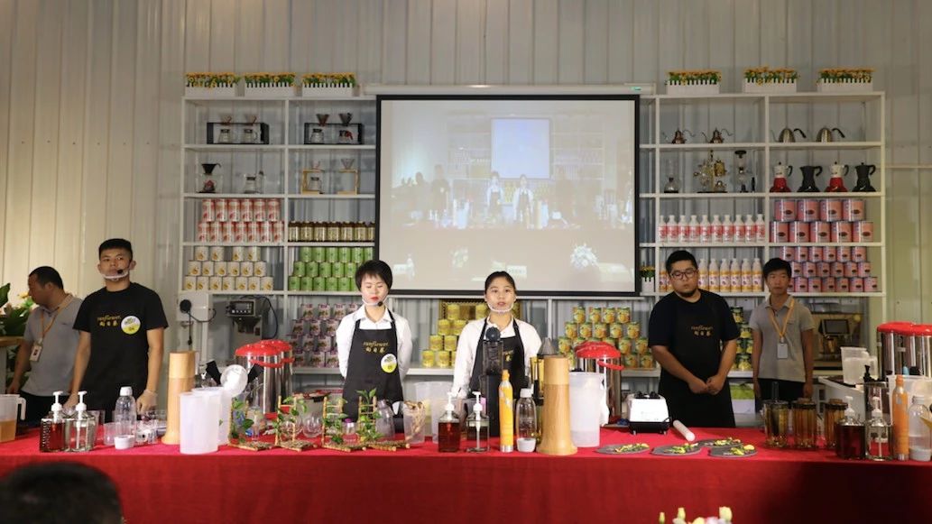 預(yù)選賽結(jié)束，“新飲力” 新茶飲大賽華南區(qū)域賽明早點開賽！