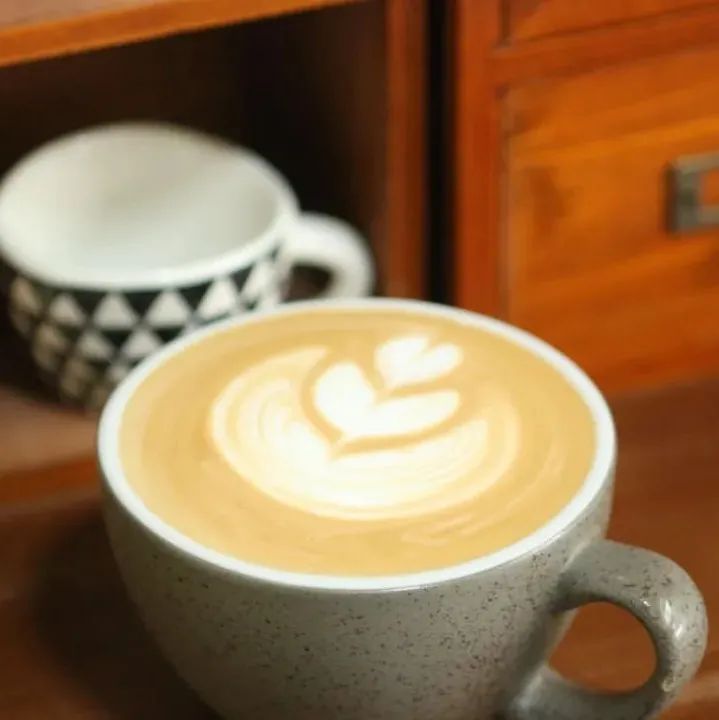 拿鐵奶泡容易崩塌？分層？崩解？冒大泡泡？你需要注意這些！